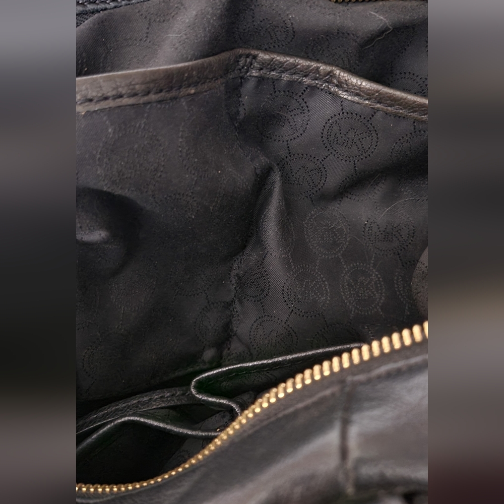 Michael Kors Black Leather Pebbled Purse Gold Hardware Studded Buckles Euc Clean - Picture 15 of 16